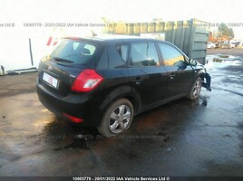 Kia Cee'd 2010 г запчясти