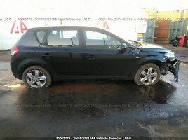 Kia Cee'd 2010 г запчясти