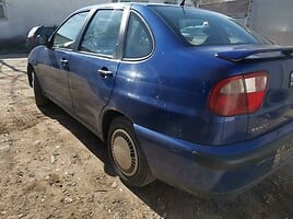 Seat Cordoba 2000 y parts