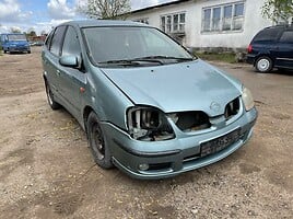 Nissan Almera Tino 2000 y parts