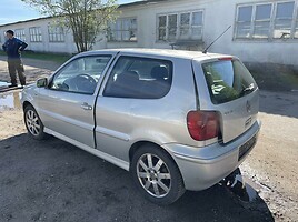 Volkswagen Polo 2000 г запчясти