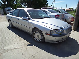 Volvo V70 2000 y parts