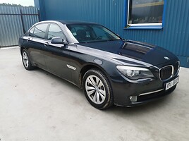 Bmw 750 2010 m dalys