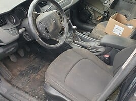 Citroen C5 2009 y parts