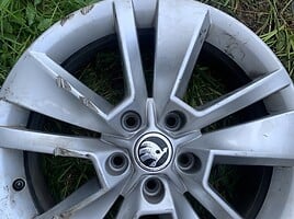 Karoq light alloy R17 rims