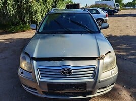 Toyota Avensis 2003 y parts