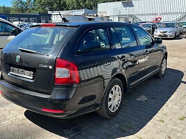 Skoda Octavia 2009 m dalys