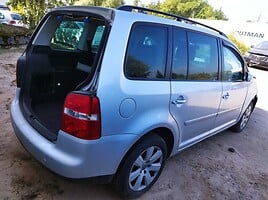 Volkswagen Touran 2004 y parts