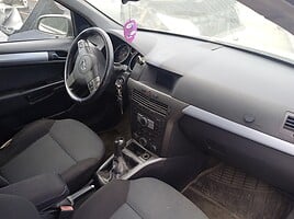 Opel Astra 2006 г запчясти