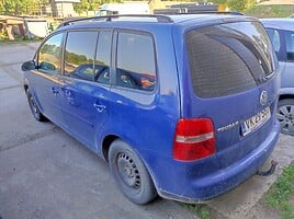 Volkswagen Touran 2005 y parts