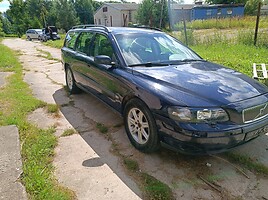 Volvo V70 2004 m dalys