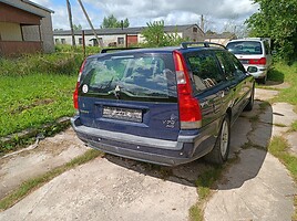 Volvo V70 2004 m dalys