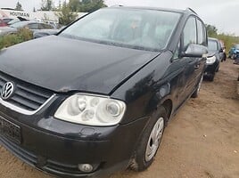 Volkswagen Touran 2004 m dalys