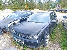Volkswagen Golf IV Hečbekas 1999