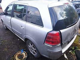 Opel Zafira 2007 m dalys