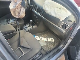 Opel Signum 2006 y parts