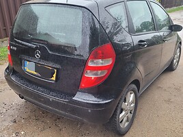 Mercedes-Benz A 150 2006 y parts