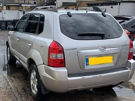 Hyundai Tucson 2007 y parts