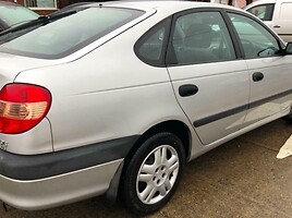 Toyota Avensis 2001 y parts