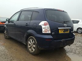 Toyota Corolla Verso 2006 г запчясти