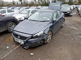 Volvo V40 2014 y parts