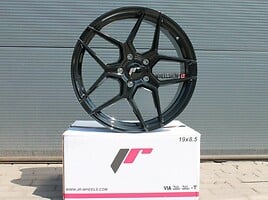 Japan Racing JR34 Gloss Black R19 