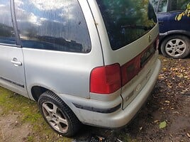 Volkswagen Sharan 2002 m dalys