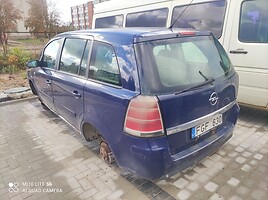 Opel Zafira 2006 г запчясти