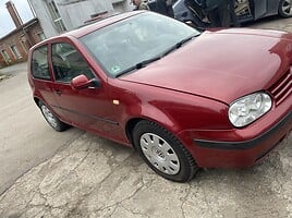 Volkswagen Golf 4 1999 г запчясти