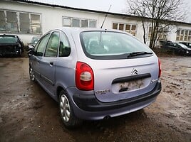 Citroen Xsara Picasso 2000 y parts