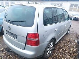 Volkswagen Touran 2006 y parts