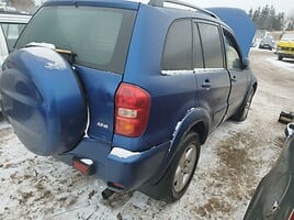 Toyota Rav-4 2005 m dalys