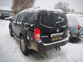 Nissan Pathfinder 2007 y parts