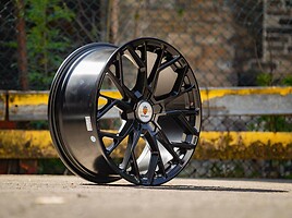 STUTTGART SF12 Matt Black FlowFormed light alloy R18 rims