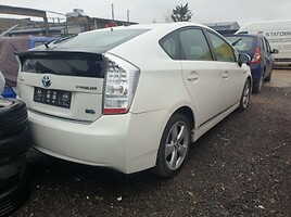 Toyota Prius 2010 y parts