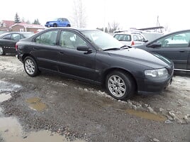 Volvo S60 2004 m dalys