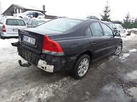 Volvo S60 2004 m dalys