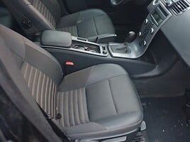 Volvo V50 2008 m dalys