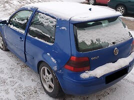 Volkswagen Golf IV 2000 г запчясти