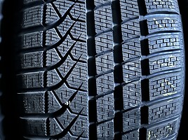 Pirelli R20 зимние шины для автомобилей