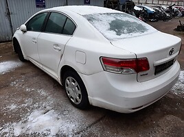 Toyota Avensis III 2011 m dalys