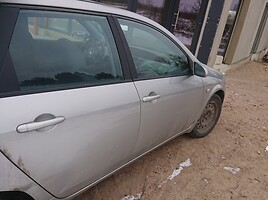 Nissan Primera 2005 y parts