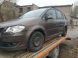 Volkswagen Touran 2008 y parts