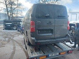 Toyota Proace Verso 2018 y parts