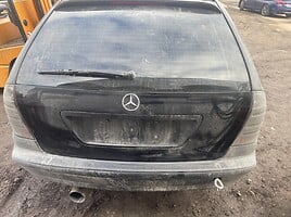 Mercedes-Benz C 220 2001 m dalys