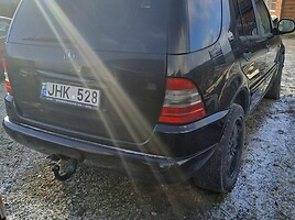 Mercedes-Benz Ml 320 2001 m dalys