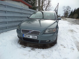 Volvo V50 2004 y parts