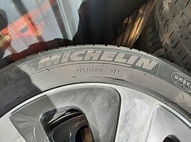 BMW X1 light alloy R17 rims