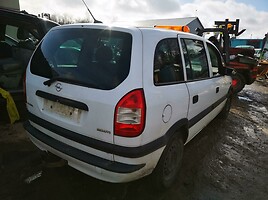 Opel Zafira 2003 m dalys