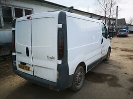 Renault Trafic 2006 m dalys